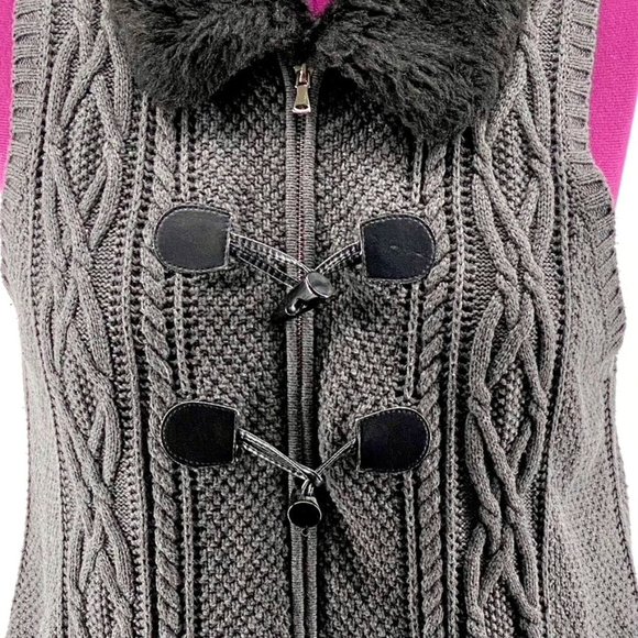 CHARTER CLUB 1X GRAY SWEATER VEST FAUX FUR COLLAR W/ ZIPPER/LOOP CLOSURES - Picture 7 of 10